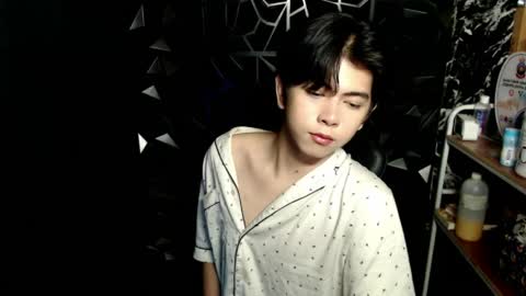 princecalix online show from May 22, 6:09 am