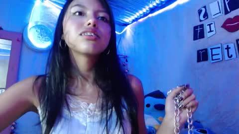  Elia  online show from October 21, 1:33 am