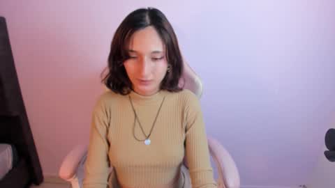 Snapshot of princess_foxxxy1 chatting on September 20, 10:46 pm Paula Princess online show from September 20, 10:46 pm