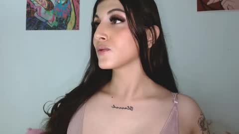 Sophie online show from March 11, 7:55 am