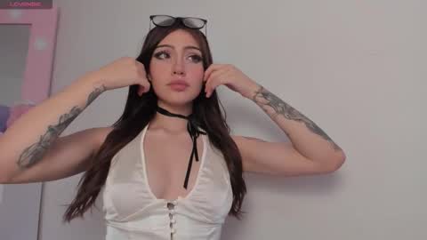 princess_tokyo_ online show from March 13, 7:06 pm