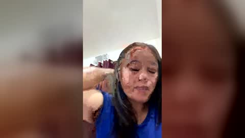 princessaliana online show from May 7, 10:33 am