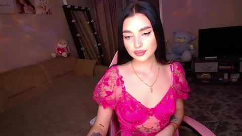 princessamira1 online show from September 15, 2:40 pm