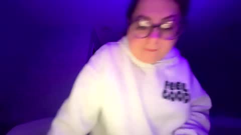 princesscutieex online show from December 15, 2:18 am