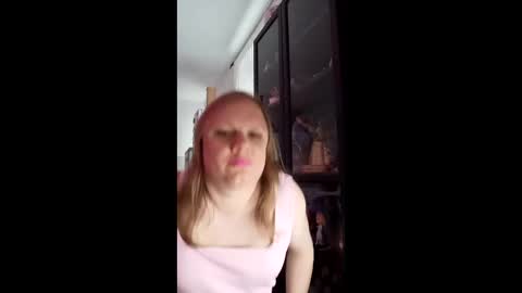 princessemickie online show from May 5, 5:41 pm