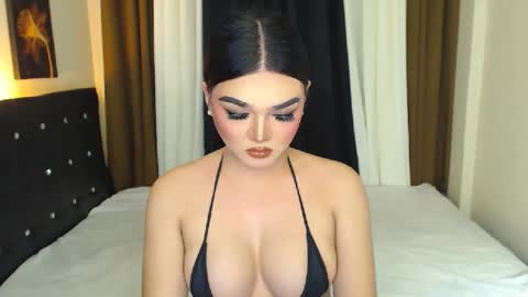 PrincessDONT FORGET TO FOLLOW ME online show from April 29, 1:05 pm