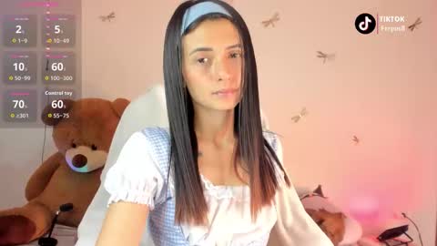 princessluna_14 online show from October 23, 9:59 pm