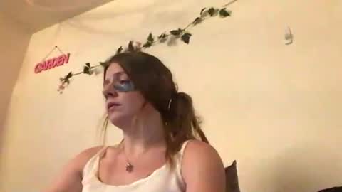 princesssnowflk84 online show from June 28, 9:55 pm