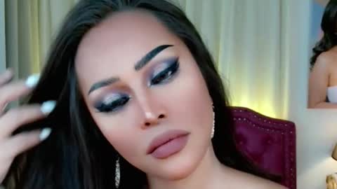 princessyanzy1 online show from June 22, 12:17 am