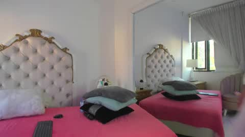 Marcela online show from March 8, 1:03 pm