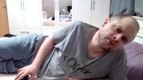 Stefan Heer Der Name bedeutet der der belohnt wird online show from March 9, 2:05 am