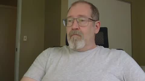 professor21255 online show from July 7, 12:31 pm