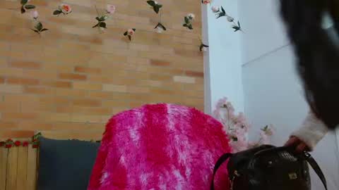Adris  Juan online show from June 14, 2:46 am