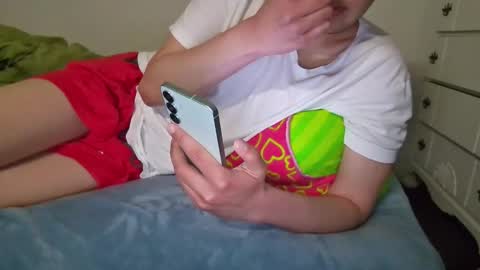 Prozacplz online show from December 22, 5:36 am