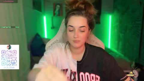 Queen of Pain online show from March 1, 6:06 am