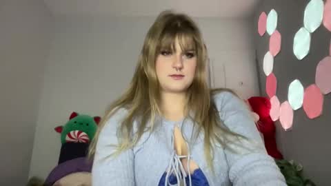 Snapshot of puckxbunnyy chatting on February 20, 3:01 am Bunny online show from February 20, 3:01 am