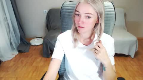 Polly online show from October 12, 1:15 pm