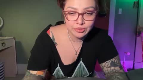 Pumpkin bunny online show from July 18, 4:25 am