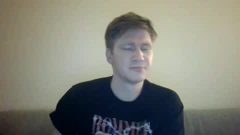 punkindrublic25 online show from December 3, 3:40 am