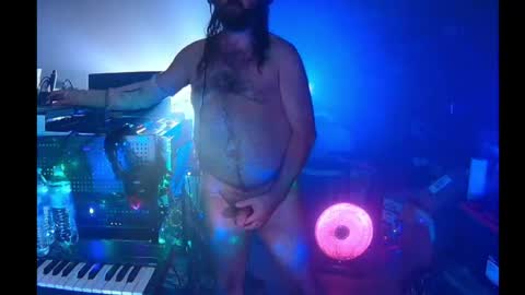 punkrunr083 online show from May 10, 9:37 am