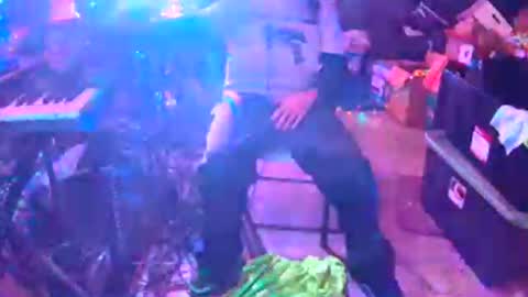 punkrunr083 online show from March 10, 6:29 am