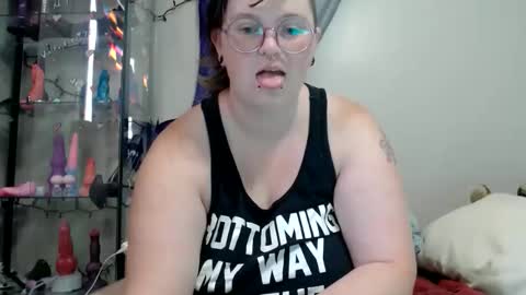 PupGhostt online show from June 11, 1:09 pm