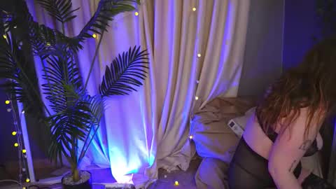 constant schedule Wednesday  Friday  Saturday  Sunday  The Rosemarie online show from February 28, 7:01 am