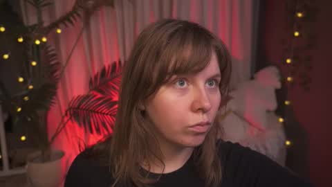 constant schedule Wednesday  Friday  Saturday  Sunday  The Rosemarie online show from December 16, 5:25 am