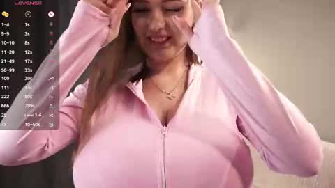 Ariana online show from July 1, 7:00 pm