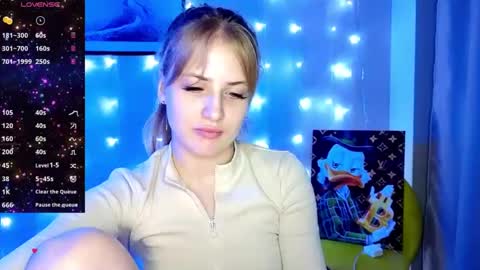 Alicia online show from January 25, 6:46 pm