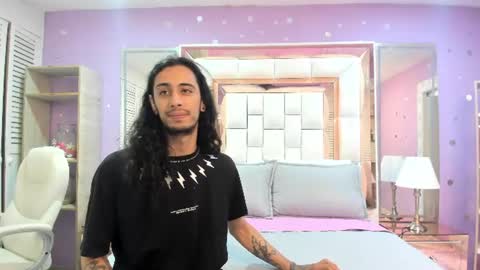 Experienced guys  online show from June 14, 1:24 pm