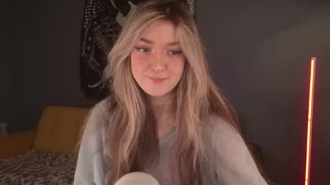 Bella online show from April 29, 12:32 pm