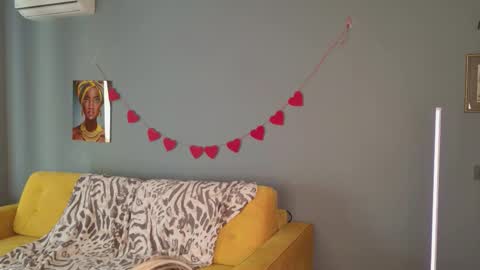 Bella online show from March 12, 5:55 am