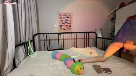 Francine online show from September 8, 9:36 pm