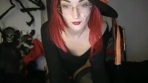PurpleRainn69  Dina online show from October 31, 10:21 pm