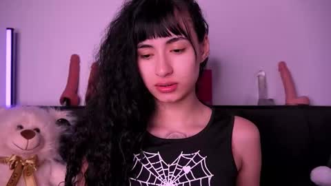 Alynn online show from March 13, 4:05 am