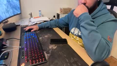 pussylickersucks77 online show from December 15, 3:19 pm