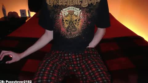 pussylover2182 online show from December 3, 4:57 am