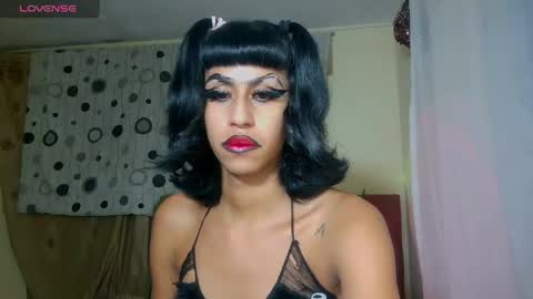 putinaicolls online show from May 2, 2:39 am
