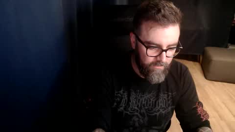 Snapshot of pyroxen chatting on October 14, 7:39 pm Yog Sothoth online show from October 14, 7:39 pm