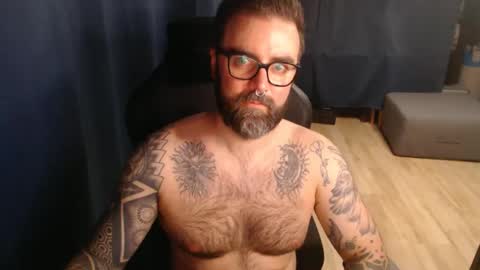 Snapshot of pyroxen chatting on September 25, 7:43 pm Yog Sothoth online show from September 25, 7:43 pm