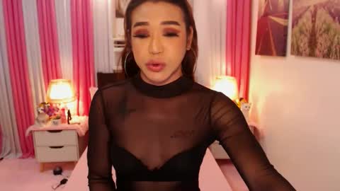 Snapshot of pythoncock4u chatting on January 3, 9:04 am Queen Agatha online show from January 3, 9:04 am