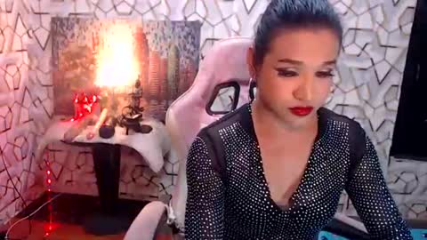 Queen Agatha online show from February 5, 4:10 pm