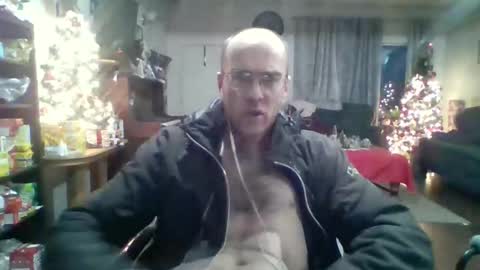 q2phq2ph online show from December 20, 2:35 pm