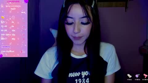 Snapshot of quee_tiana chatting on September 24, 12:50 am your princess online show from September 24, 12:50 am