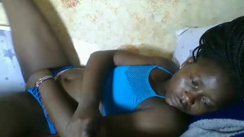 queen315810 online show from March 17, 8:30 am