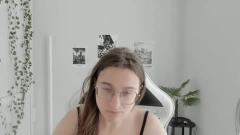 Amelie online show from June 26, 8:31 am