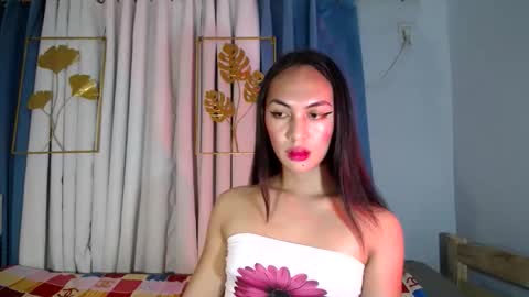 queen_danaya online show from June 4, 12:38 am