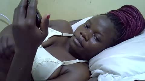 Snapshot of queen_darling3 chatting on September 16, 6:11 pm Gentrix online show from September 16, 6:11 pm
