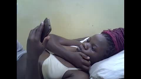 Snapshot of queen_darling3 chatting on September 12, 7:43 am Gentrix online show from September 12, 7:43 am